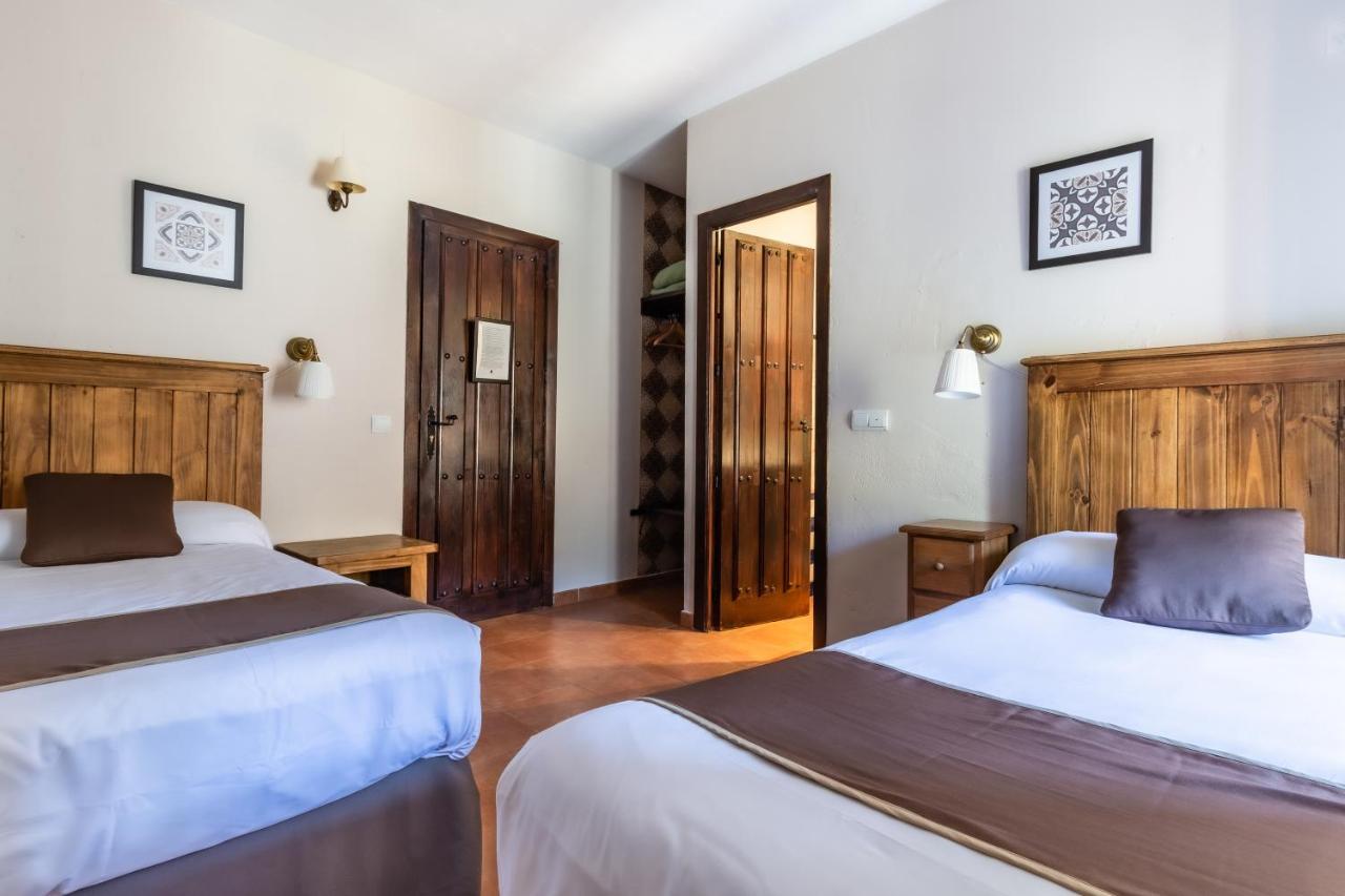 Posada Pena Pintada By Vivere Stays Cercedilla Extérieur photo