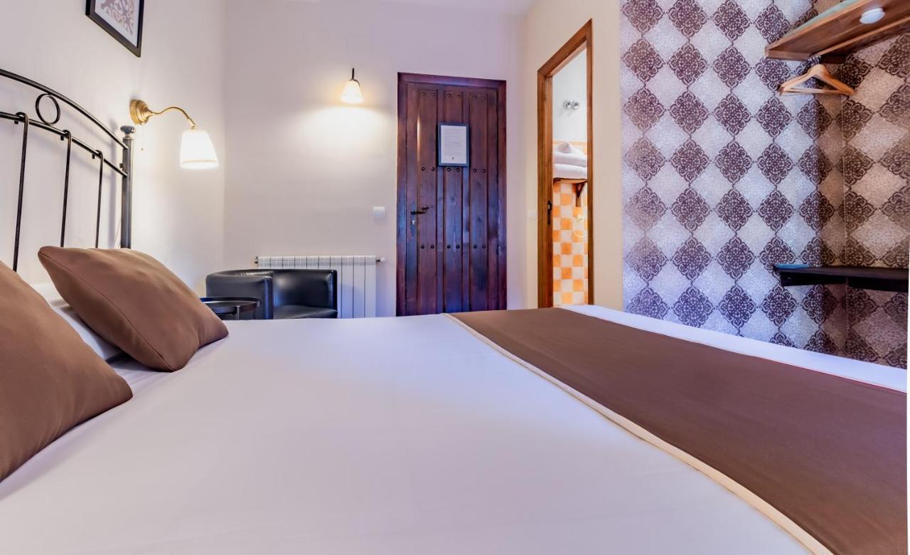 Posada Pena Pintada By Vivere Stays Cercedilla Extérieur photo